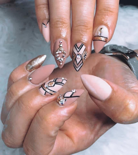 ML NAILS - Visual