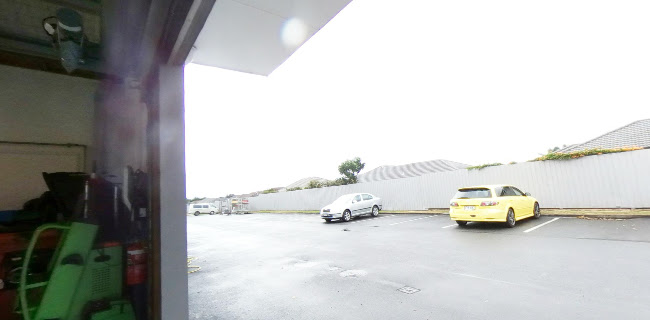 Tony's Auto Clinic Open Times