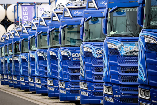 Dinges Logistics (Tanktransporte / Containerterminal / Werkstatt) / IDT- Ingo Dinges Tankreinigungs GmbH
