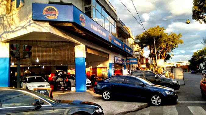 Sucre Car Wash, Author: Luciana Mendez Arrufat