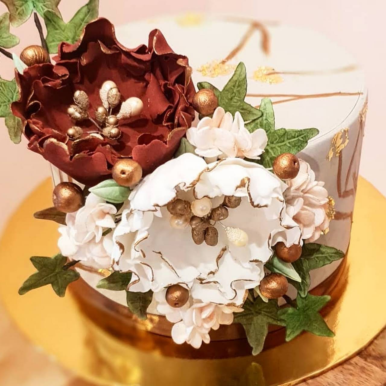 Sugar and I - We are a specialised cake shop based in SS14 