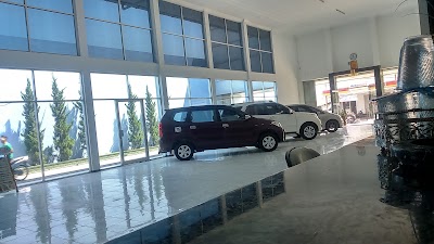 Photos of PT Srikandi Berlian Motor
