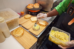 Photo n°58 de HAVE EAT à Puteaux (Restaurant de hamburgers)