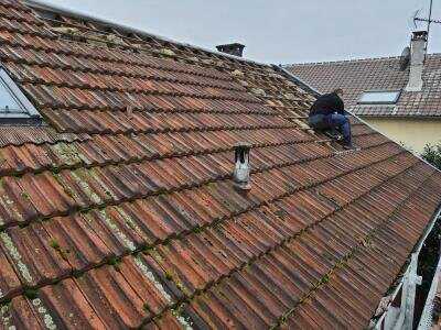 Mayer noel (Père et Fils) couvreur bussy saint georges (Marne la vallée)(démoussage toiture)(entreprise de ravalement 77 93)