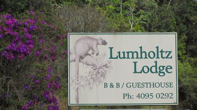 Photos of Lumholtz Lodge