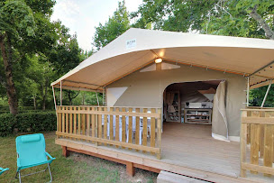 Photo n°39 de Camping Dordogne Les Cinq Châteaux à Vézac (Terrain de camping)