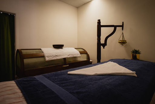 OM Wellness Clinic and Beauty Therapies - Thumbnail