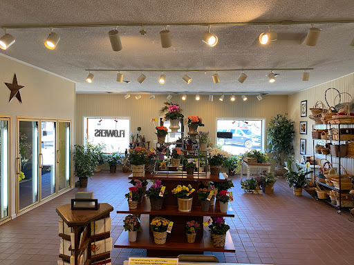 Stems & Vines Floral Boutique - Thumbnail