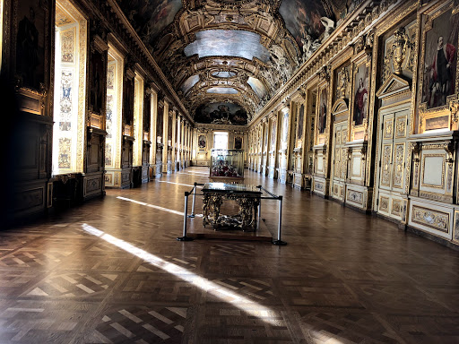 Culture And Travel PARIS