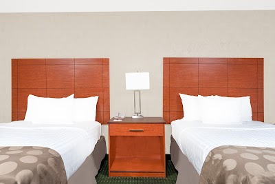 Ramada by Wyndham Lexington North Hotel & Conference Center