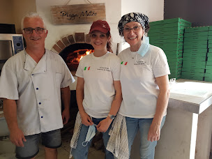 Photo n°33 de Pizza Matéo à Puy-Guillaume (Pizzeria)