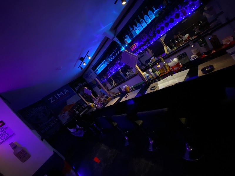 酒呑みBar LEGALISS