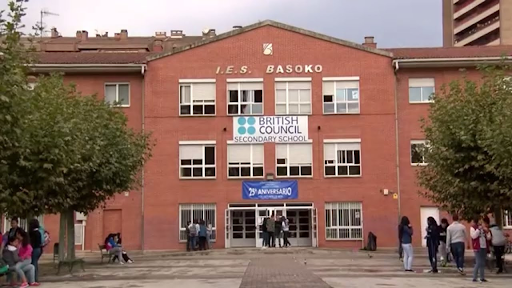IES Basoko - Visual