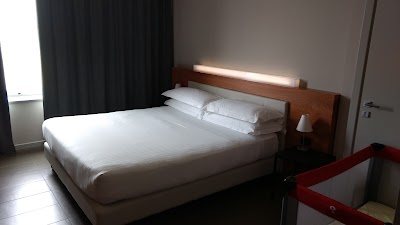 Photos of Cosmopolitan Business Hotel ****