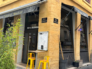 Photo n°19 de O ma café restaurant vietnamien bar à cocktail à Lyon (Restaurant vietnamien)