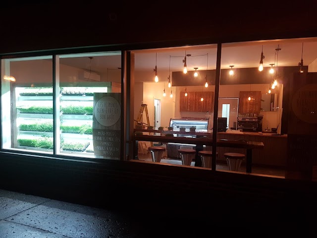 BeBg Comptoir Végé ( Les Serres et Aliments Bien-Être et Bon Goût)