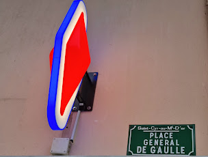 Photo n°9 de Dudoit Laurent à Saint-Cyr-au-Mont-d'Or (Bureau de tabac)