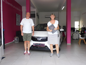 Photo n°27 de Simplicicar Reunion Saint-Pierre Vente Achat Voiture d'Occasion Moto Estimation Gratuite à Saint-Pierre (Concessionnaire automobile)