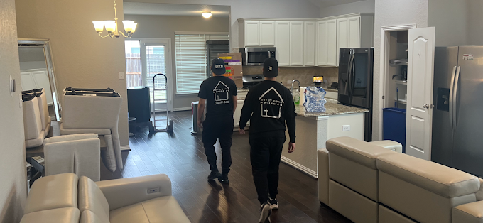 Pro Movers in Schertz, TX