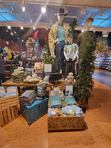 Shedd Aquarium Store Gallery - United States