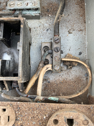 Lee Brother's Electrical - Thumbnail