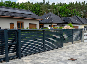 Photo n°20 de Bati France - Dépannage et réparation - Portes de Garages - Portails - Volets roulants à Charenton-le-Pont (Fournisseur de portes de garage)
