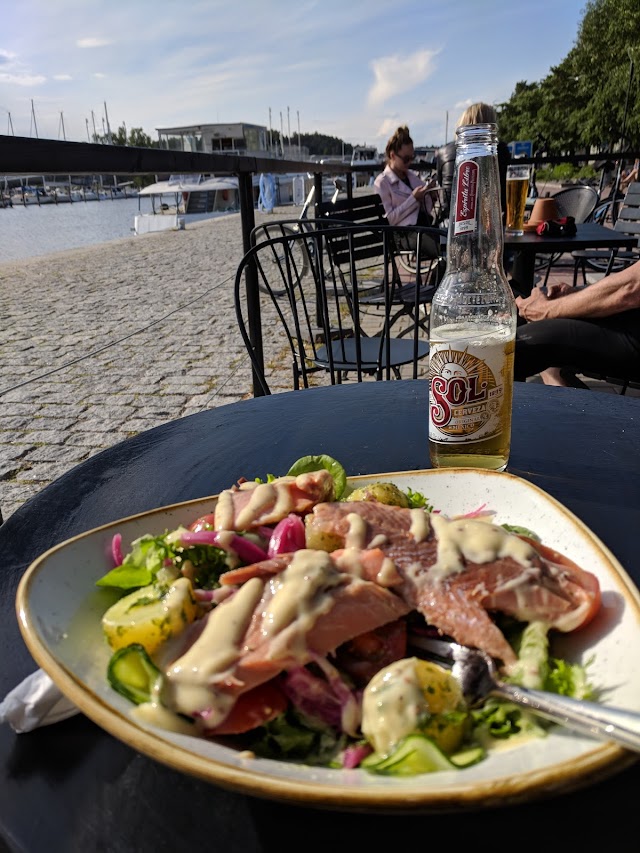 Kiva cafe-streetfood-bar