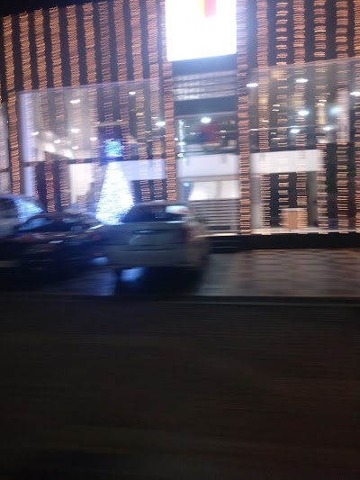 shopping-mall