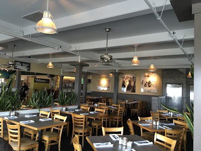 Photos of Ideal Bar & Grill
