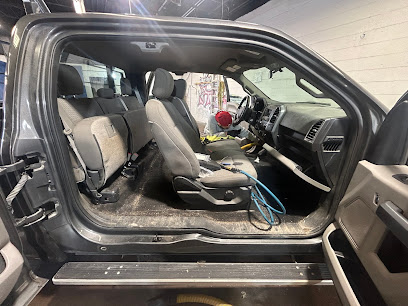 Auto plus pickup truck detailing