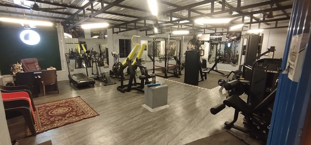 J Trainer Fitness Center