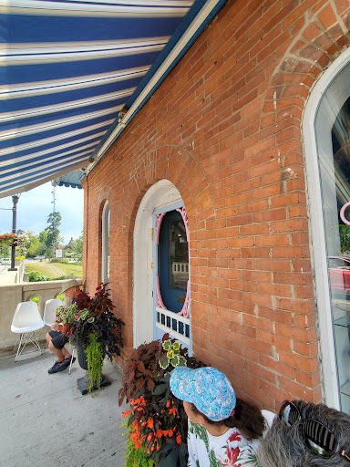 Pump house creamery - Thumbnail