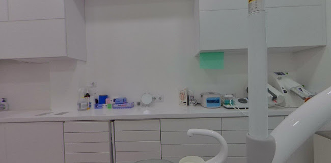 Opinii despre Dental Art în Oradea - Dentist