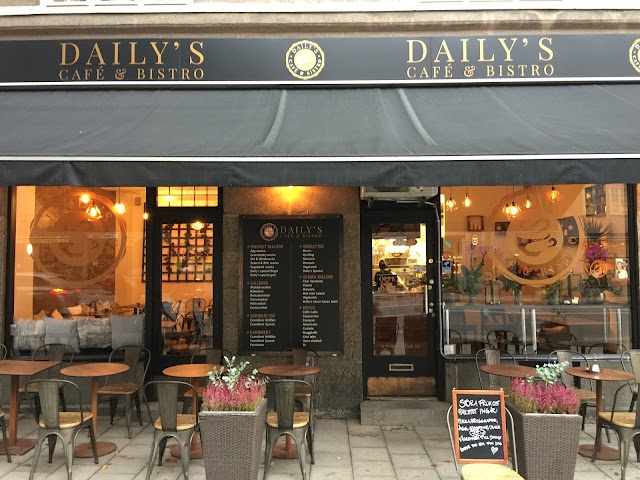 Daily’s Café & Bistro