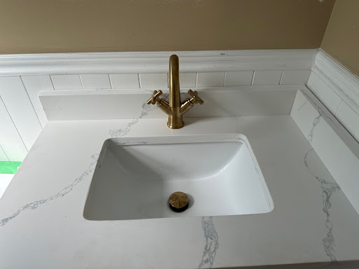 QPR PLUMBING LTD Logo