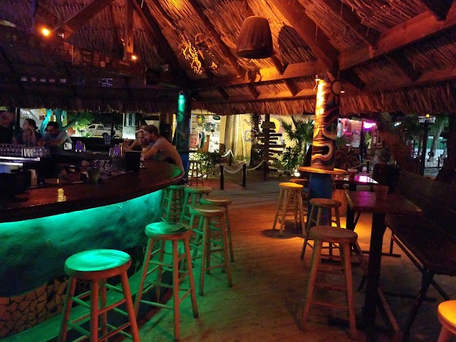 MooMba Beach Bar & Restaurant