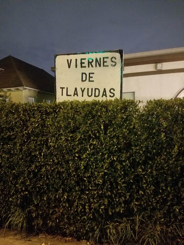 Poncho's Tlayudas
