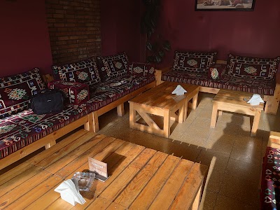 Chinar Restaurant & Café