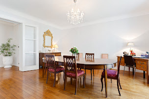 Photo n°6 de Immobilier - Lisa Michot - Capifrance - Neuilly-sur-Seine et ses environs - à Neuilly-sur-Seine (Consultant immobilier)