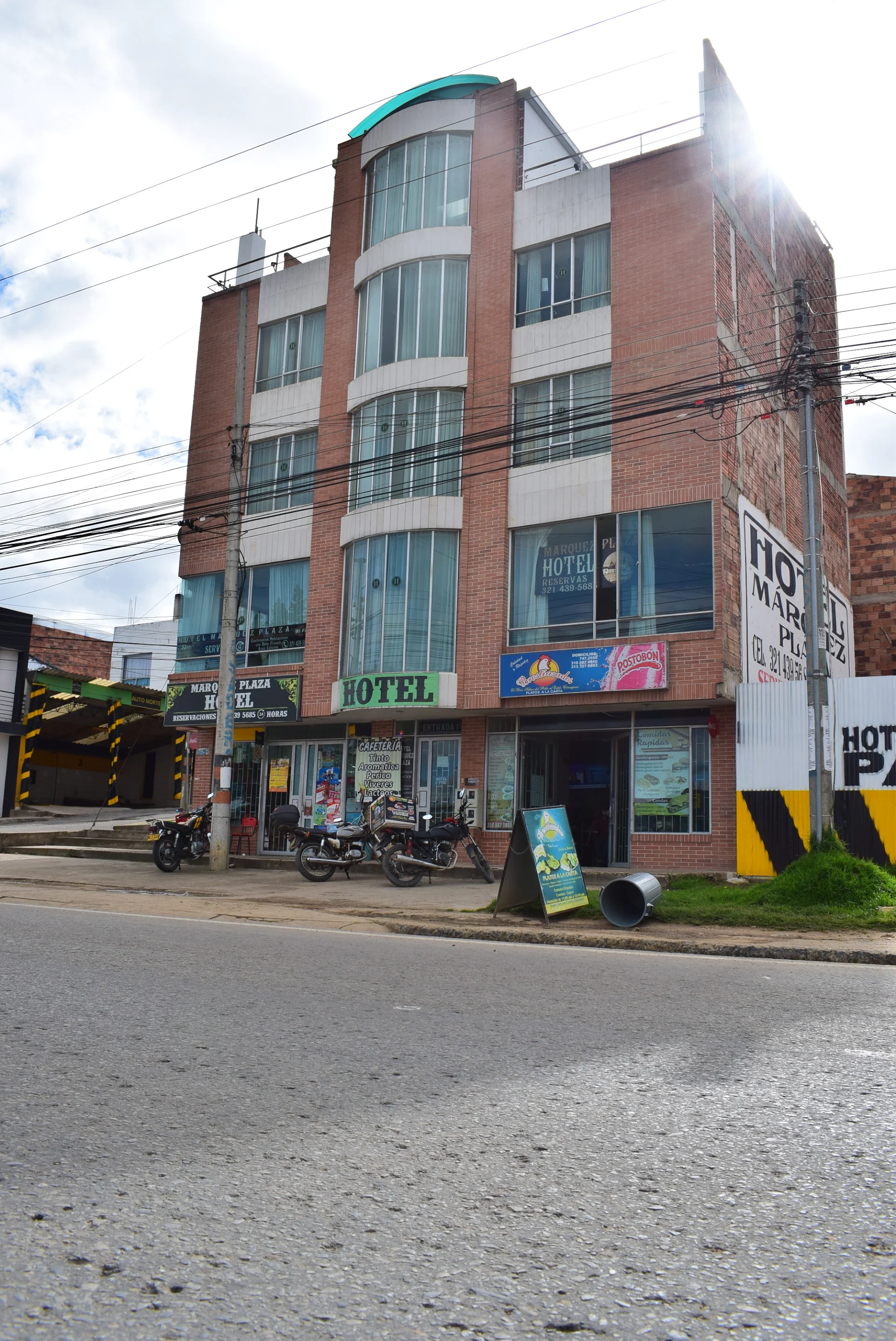 HOTEL marquez PLAZA