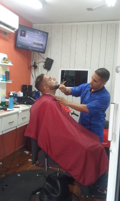 Photos of D' Eddy Peluquer&iacute;a