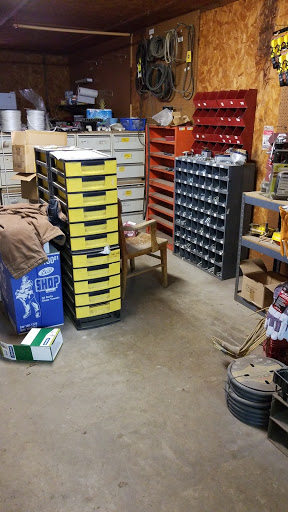 brown feed store - Thumbnail