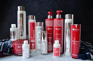 Photo n°22 de PEOPLE coiffure esthétique à Valence (Institut de massages)