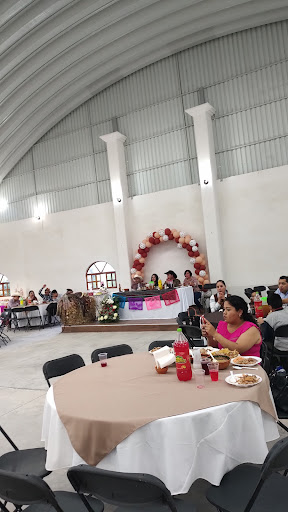 "SALÓN EL ROBLE"