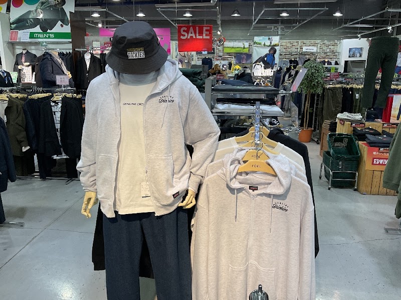 大きいサイズの店フォーエル 市原五所店