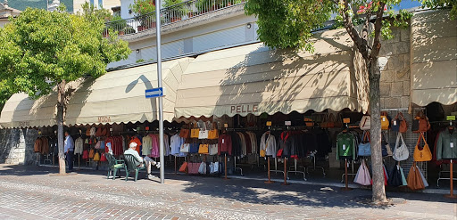 Centro Moda Pelle Stellato - Italy