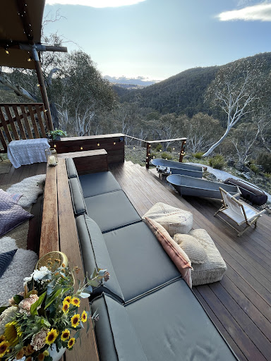 Freaks Of Nature Retreat