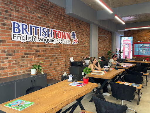 ORTACA BRITISH TOWN YABANCI DIL KURSU
