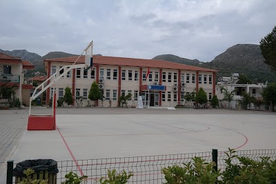 Şükür Tugay İlkokulu