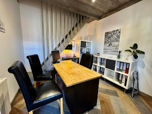 Photo n°3 de Agence des Alpes à Les Belleville (Agence immobilière)